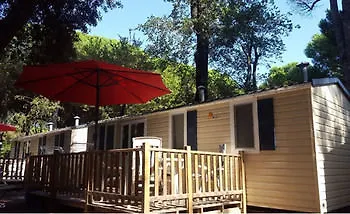 Camping Mare E Pineta 리도 디 스피나 캠프장
