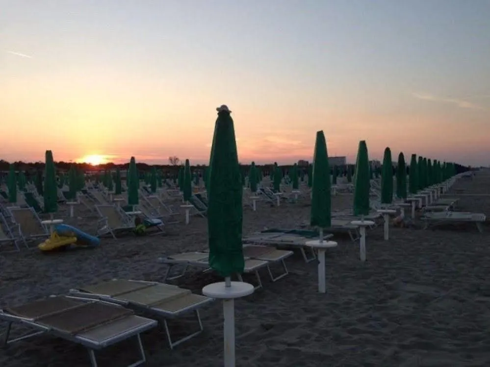Camping Mare E Pineta 리도 디 스피나 캠프장